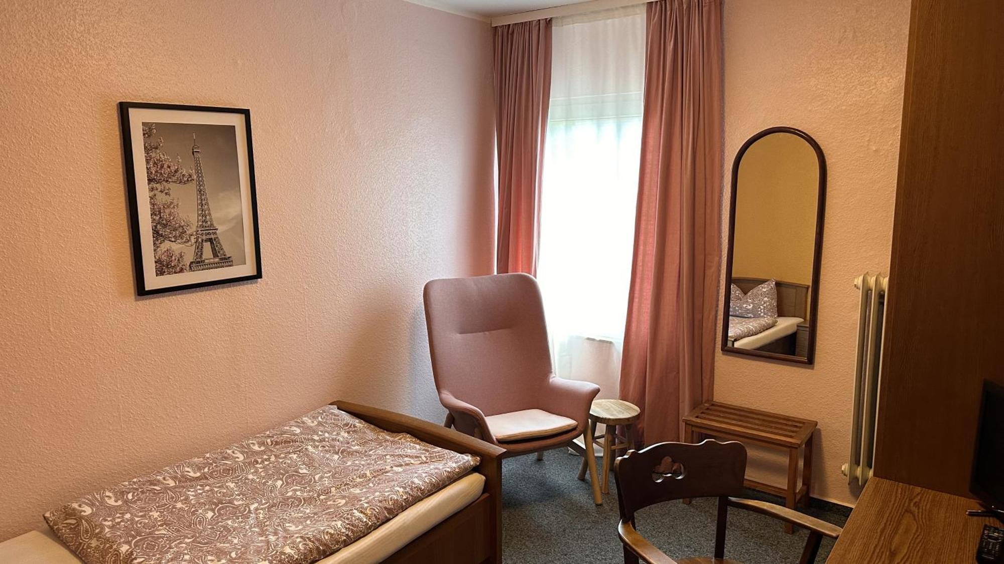 Bartels Stadt-Hotel Верль Экстерьер фото
