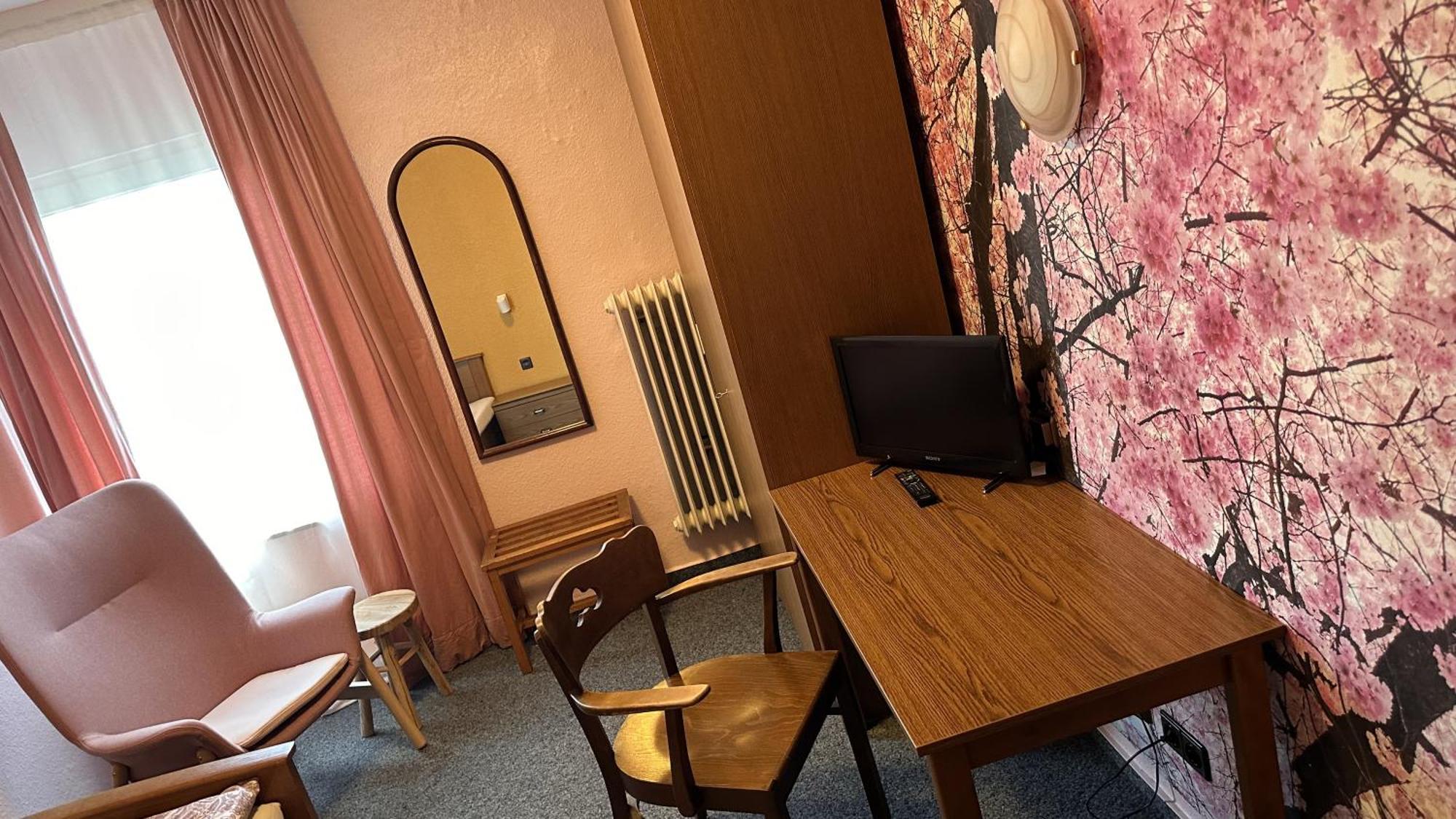 Bartels Stadt-Hotel Верль Экстерьер фото